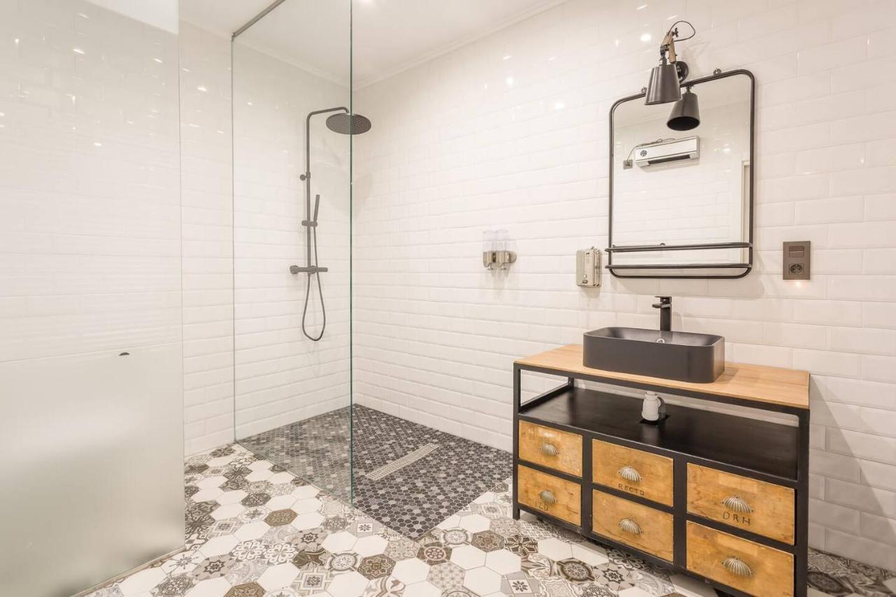 Large And Vanguardist- 2Bd 2Bth- Las Letras Madrid Bagian luar foto